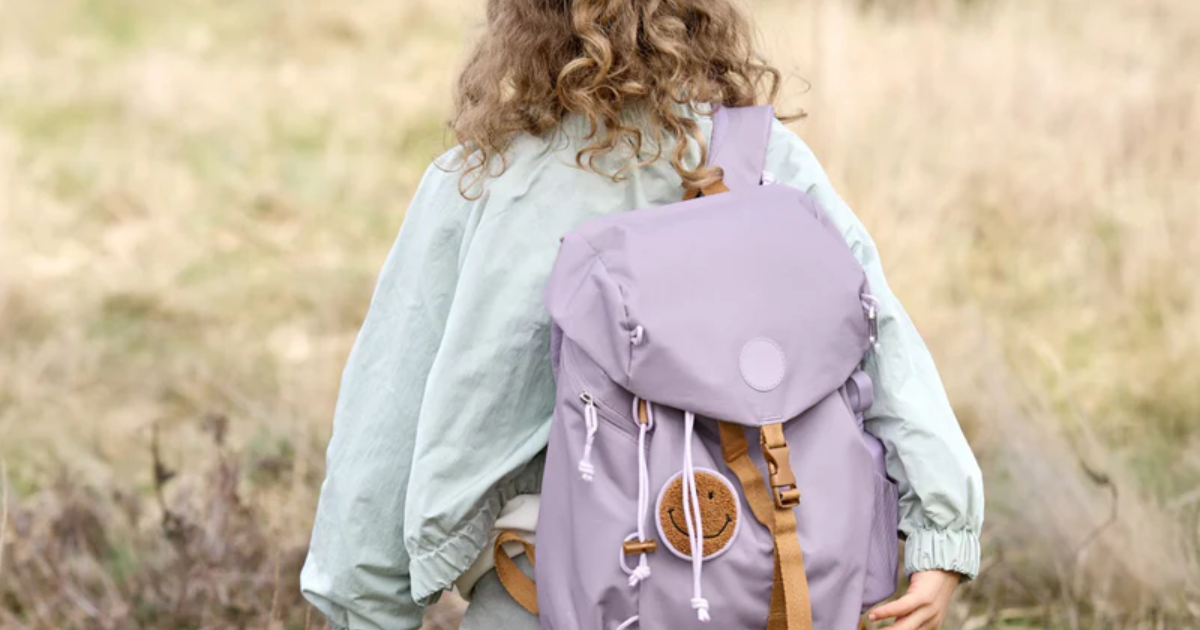 クリスマスプレゼントに適した絵本やリュックを紹介する画像1