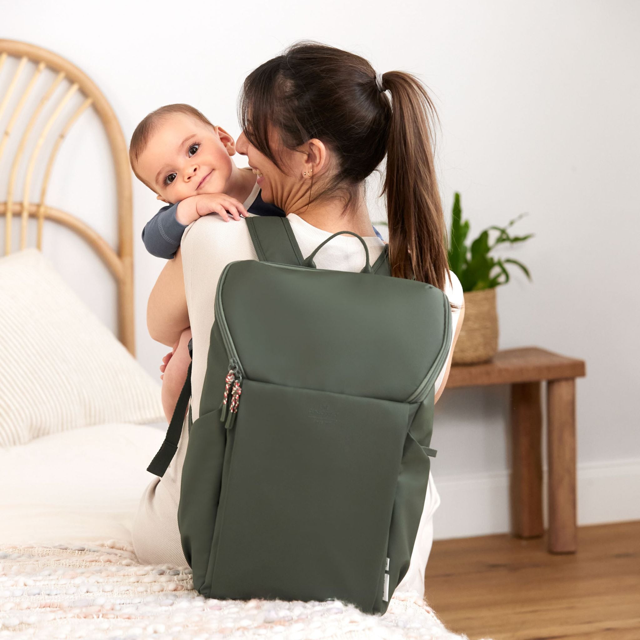 GRE Slender Up Backpack スレンダーアップバックパック(マザーズリュック)