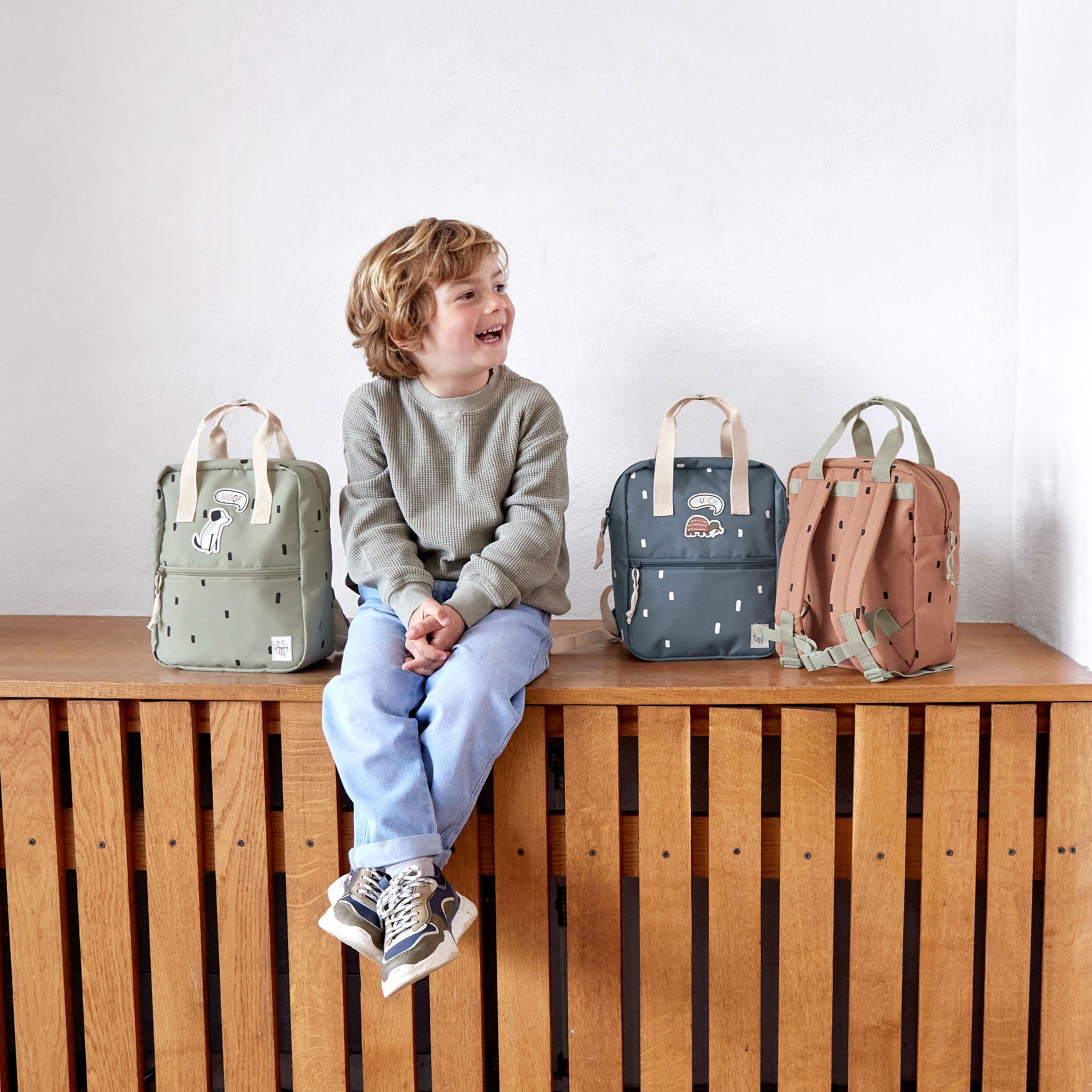 Mini Square Backpack Happy Prints ミニスクエアバックパック(子供向けリュック)